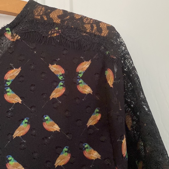 Short Sleeve Top - Picture 8 of 9